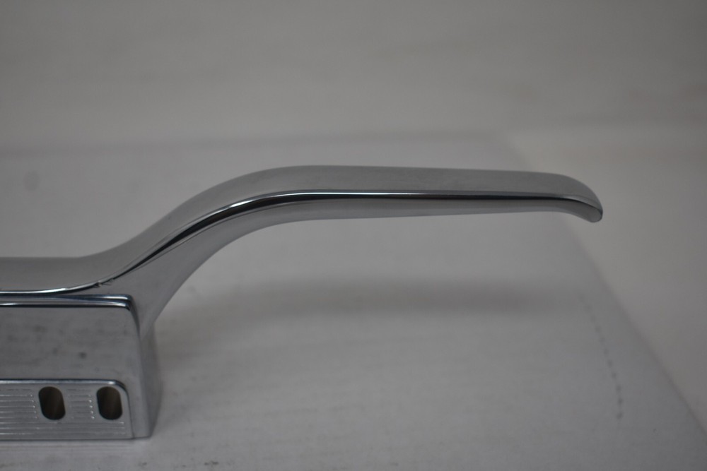 Component Hardware Group Heavy Duty Magnetic Latch Die-Cast R25