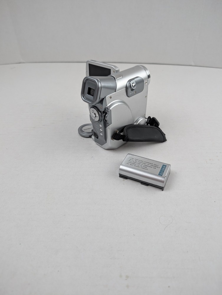 Cansonic DVX-801 Digital Camcorder Video Camera w Battery Untested Silver