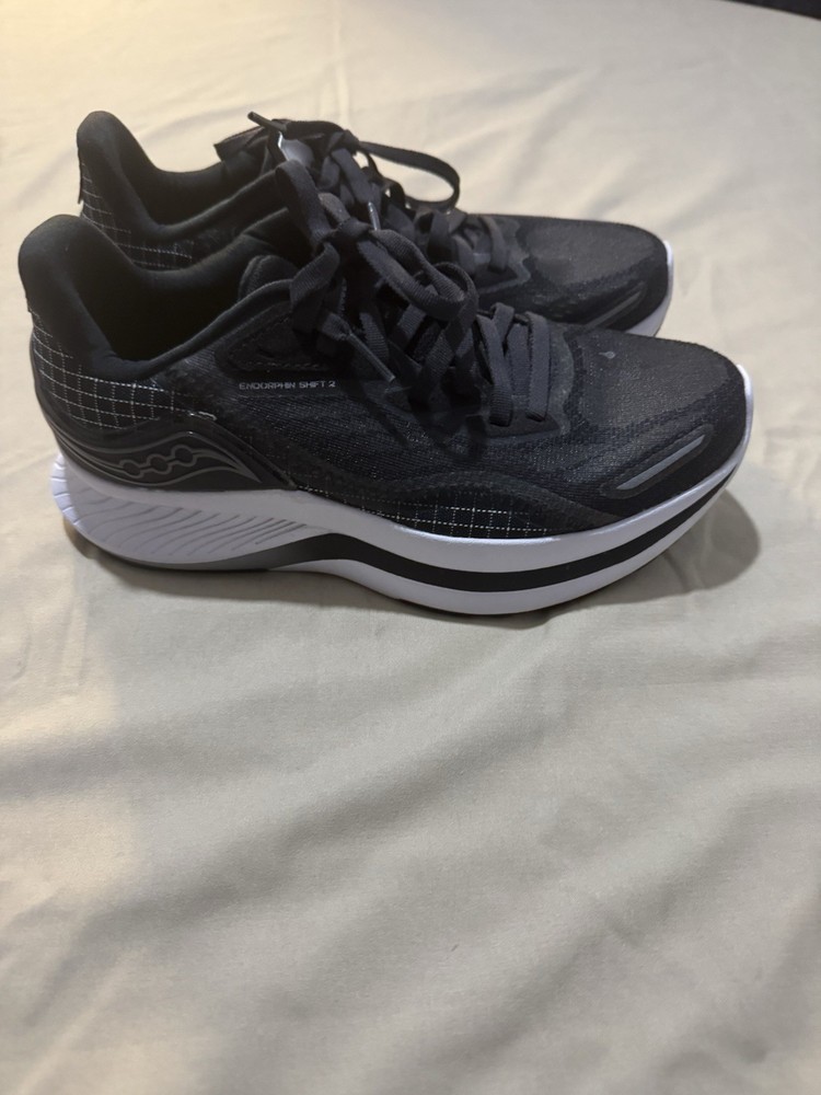 Tennis Soucony