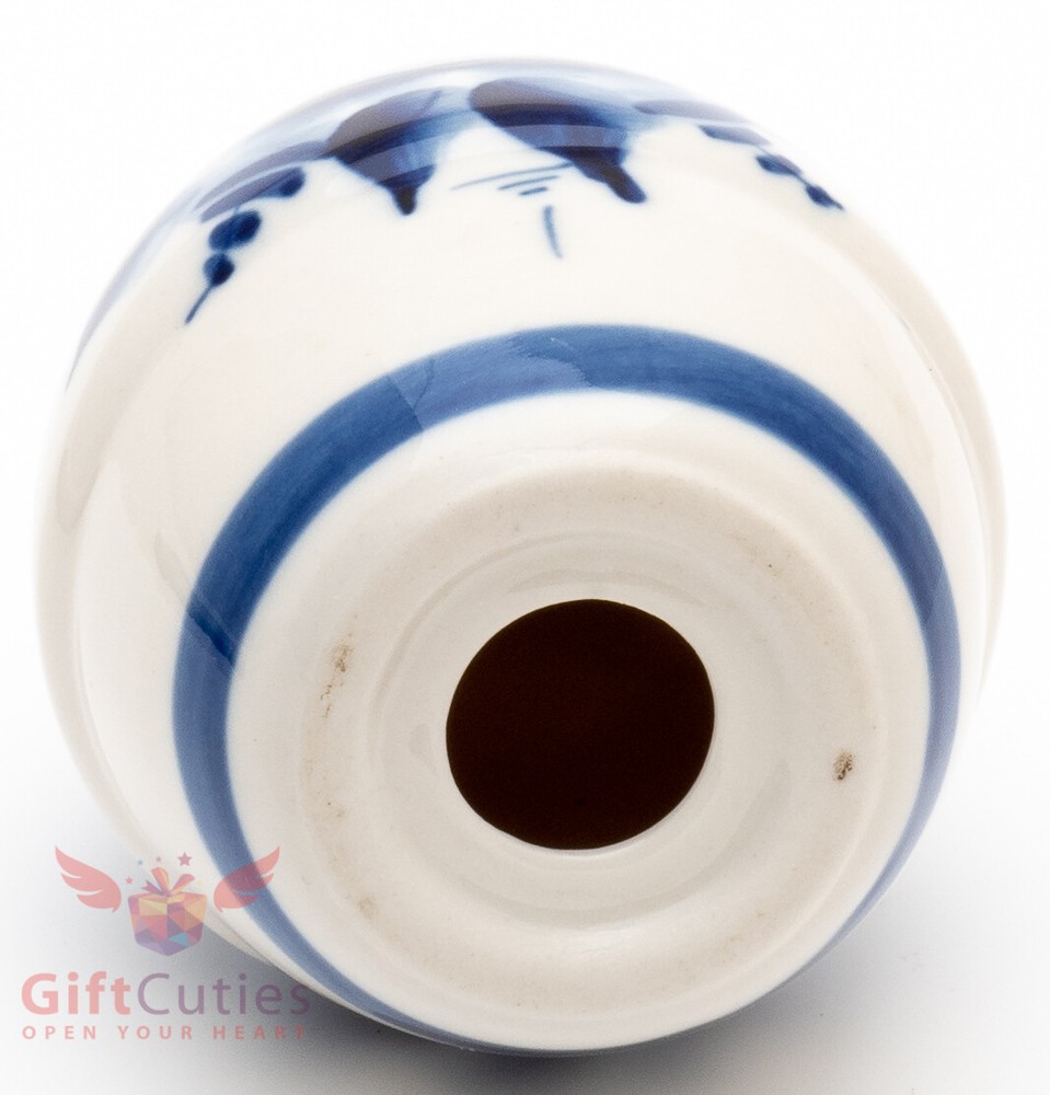 Gzhel Porcelain Easter Egg salt shaker holder Hand-painted