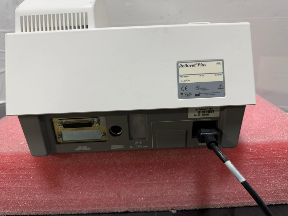 Roche Reflovet Plus Dry Chemistry Analyzer
