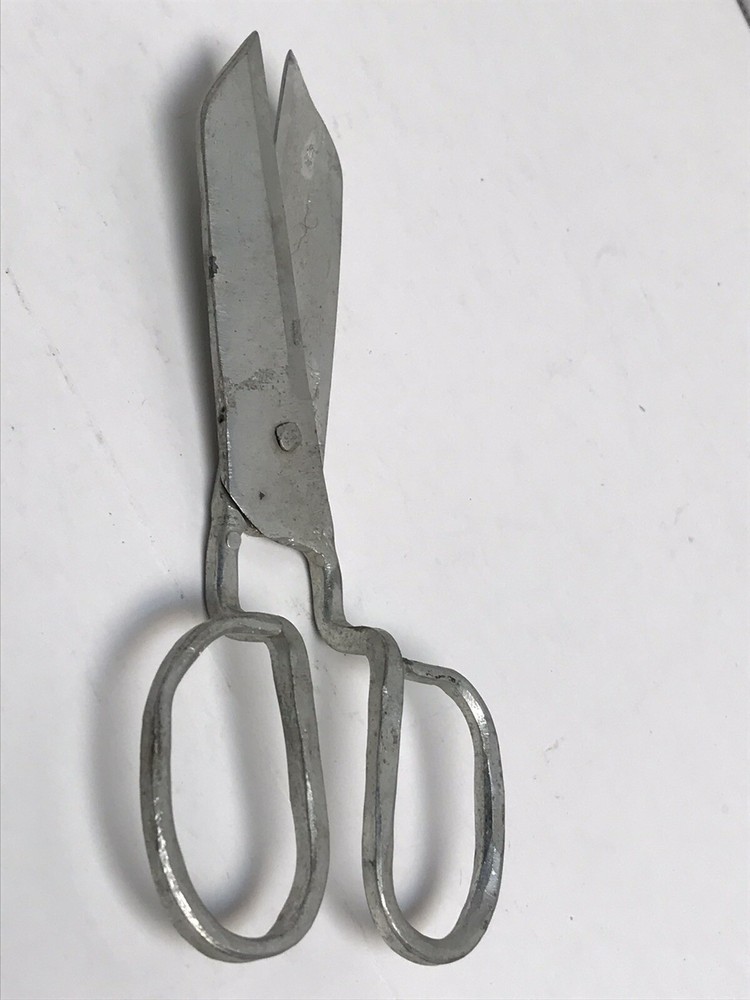 ANTIQUE EARLY PRIMITIVE HAND FORGED SCISSORS SHEARS
