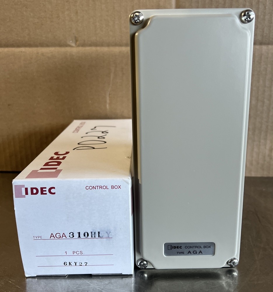 IDEC AGA310HLY Nos Surplus