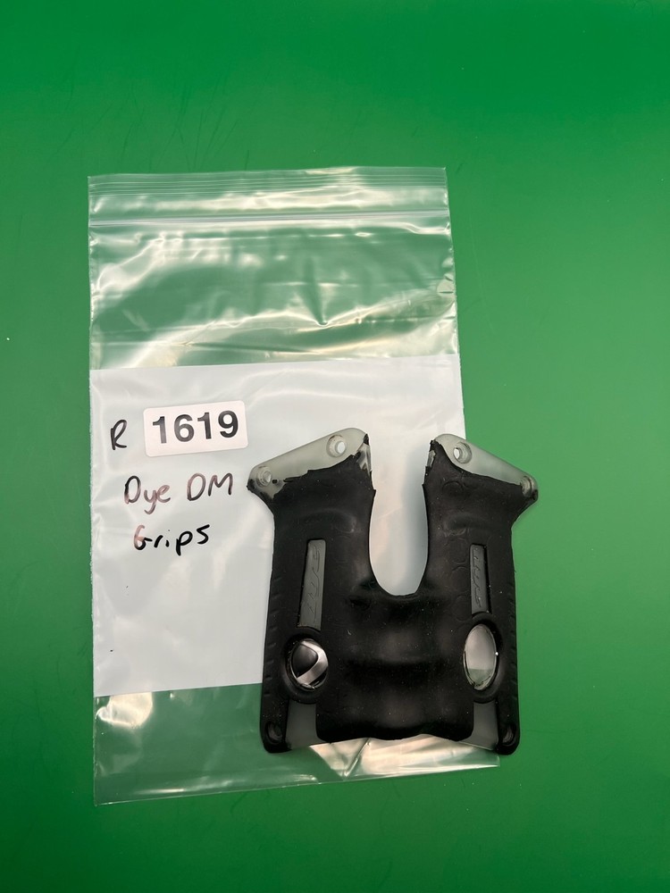 Dye DM Grips