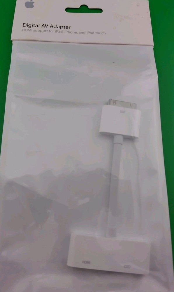 Apple iPad/iPod/iPhone VGA & AV Adapters, Camera Connection Kit, Charging Cable