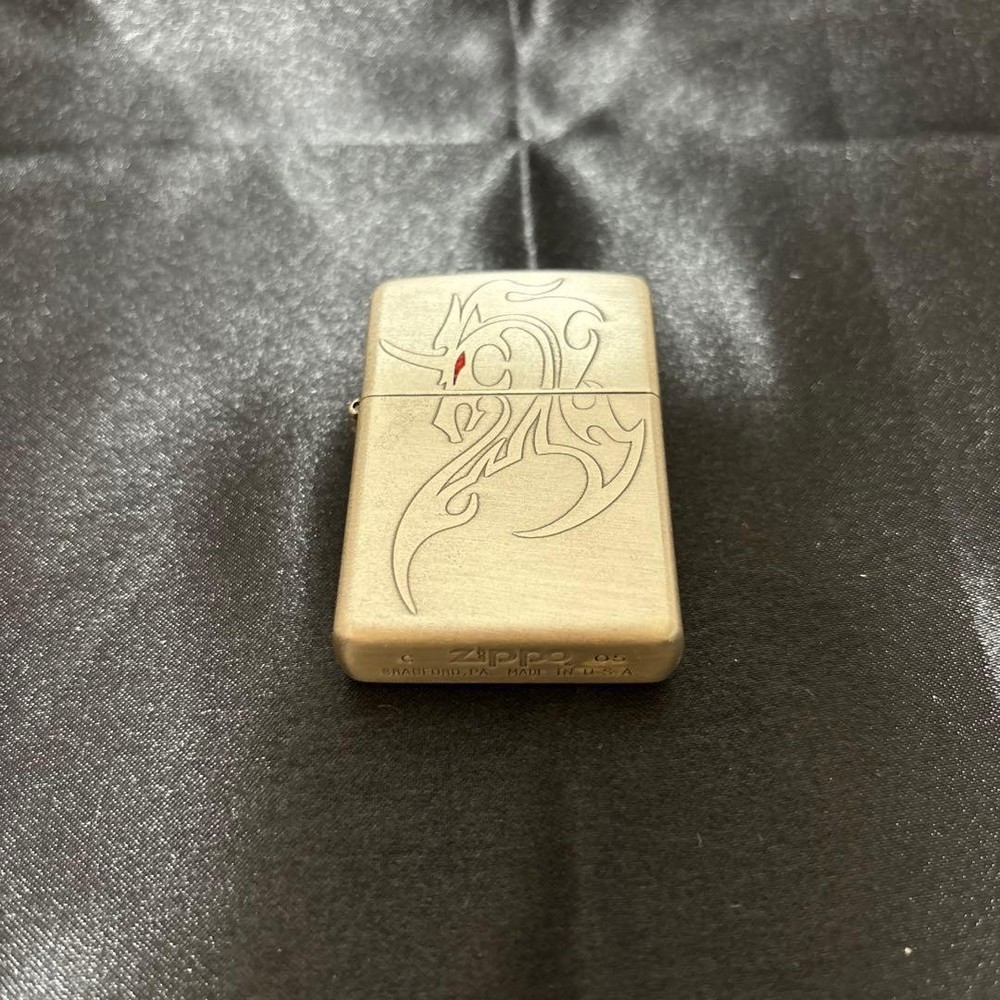 ZIPPO Dragon Red Eye