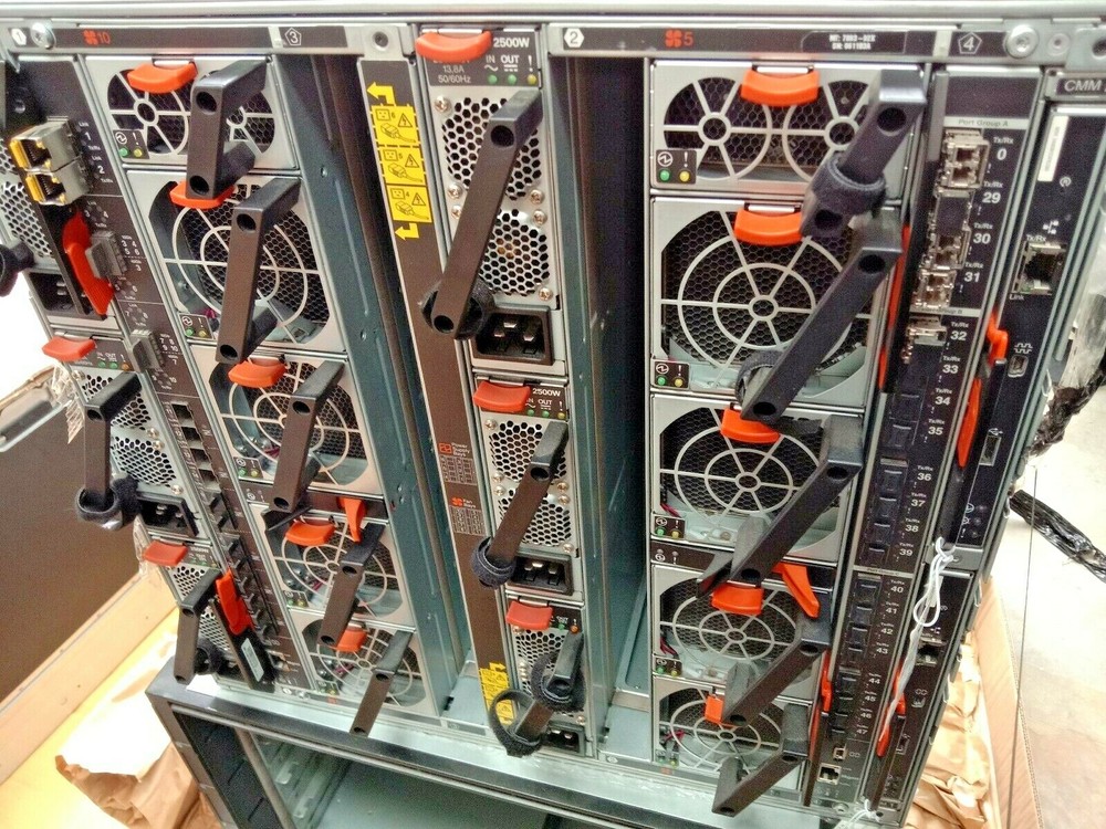 LENOVO FLEX SYSTEM CHASSIS 10U 7893-92X , VERY BASIC CONFIGURATION-SEE BELOW