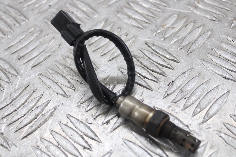 Triumph Street Twin 900 2018 exhaust lambda sensor 2016 - 2018