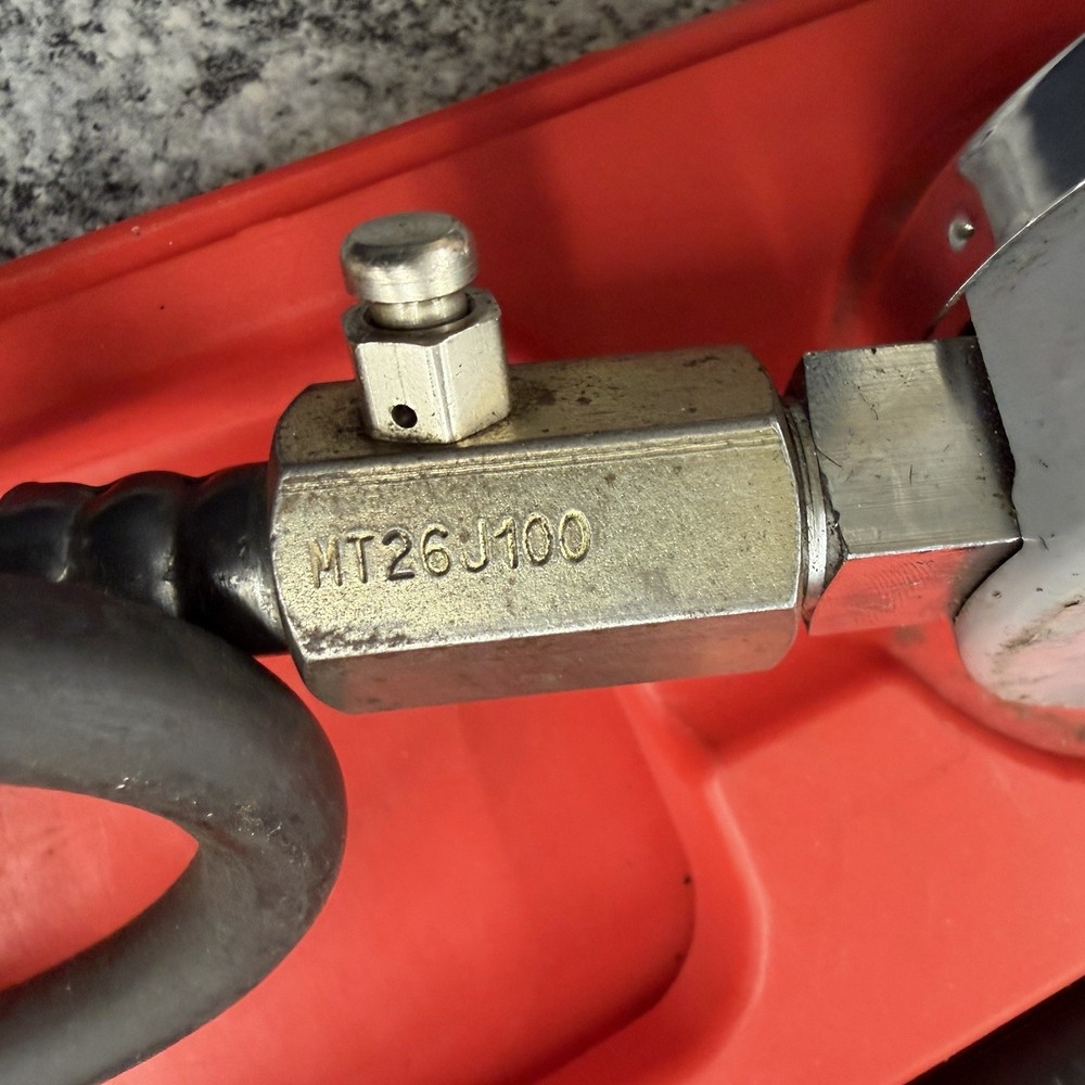 Snap-on MT307KB Compression Tester Kit