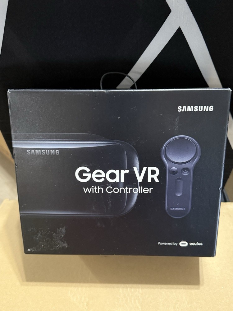 Samsung SMR324 Gear VR with Controller - Black