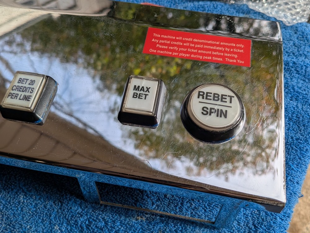 Bally Alpha S9000 14 Button Panel LED Button Deck M9000