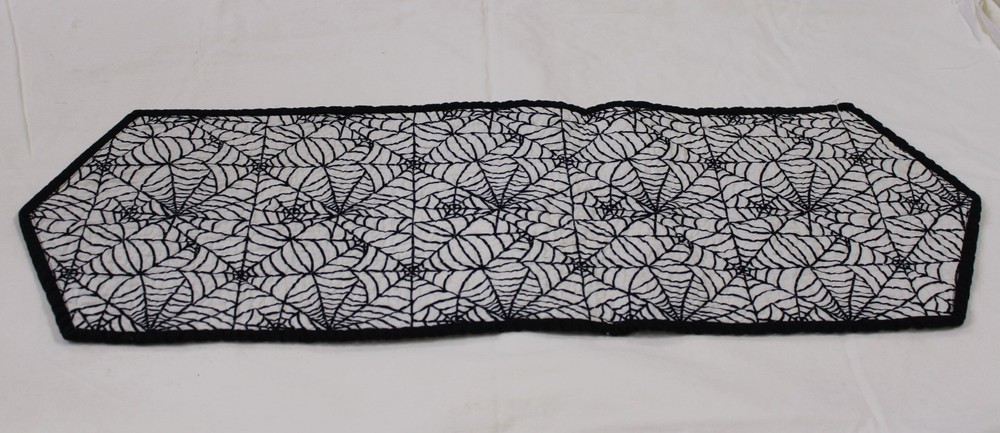 Finished Table Runner - Machine Quilted - Halloween - 12"x33"
