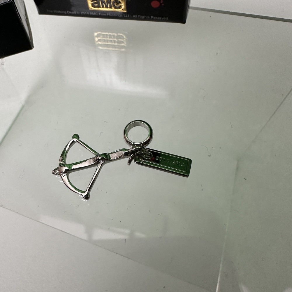 Walking Dead Daryl Dixon CrossBow Charm Dangle ThinkGeek vault 2014 AMC