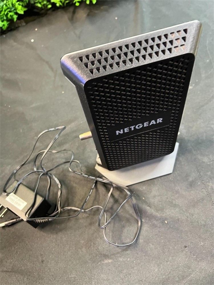 NETGEAR Nighthawk Cable Modem (CM1100)