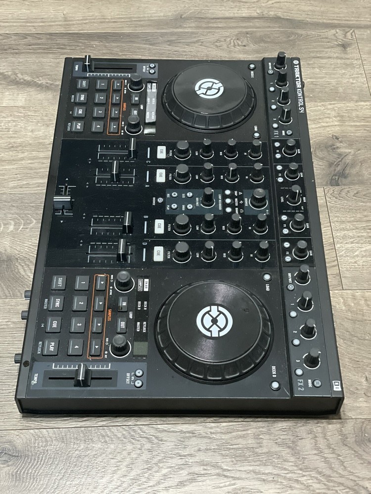 NATIVE INSTRUMENTS TRAKTOR KONTROL S4 DJ Controller NI Tractor Control