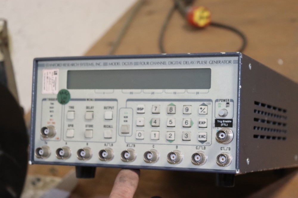 STANFORD DG535 - Four Channel Digital Delay/Pulse Generator