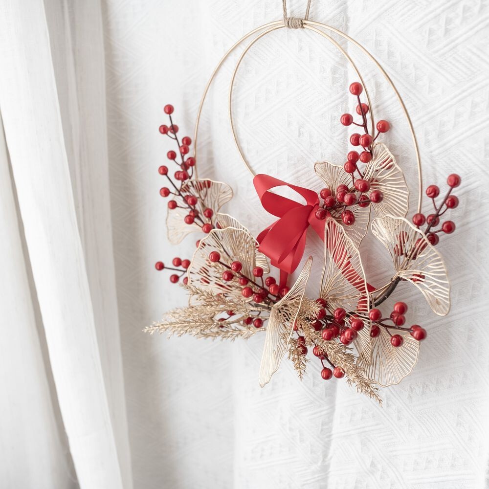 Artificial Christmas Berries Holiday Door Decor