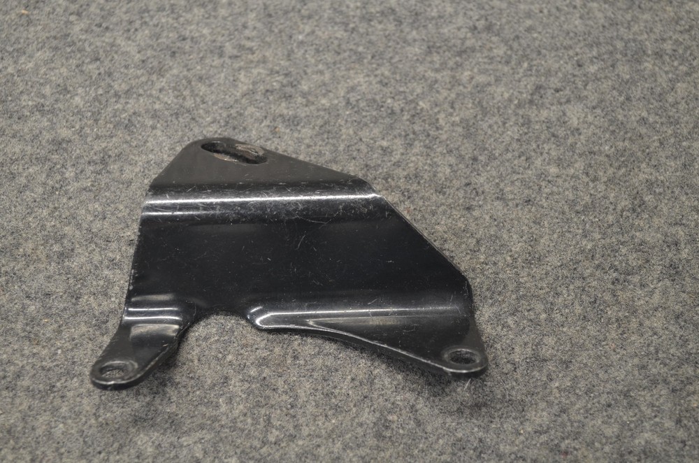 OEM Harley-Davidson Touring Starter Exhaust Bracket 65988-07