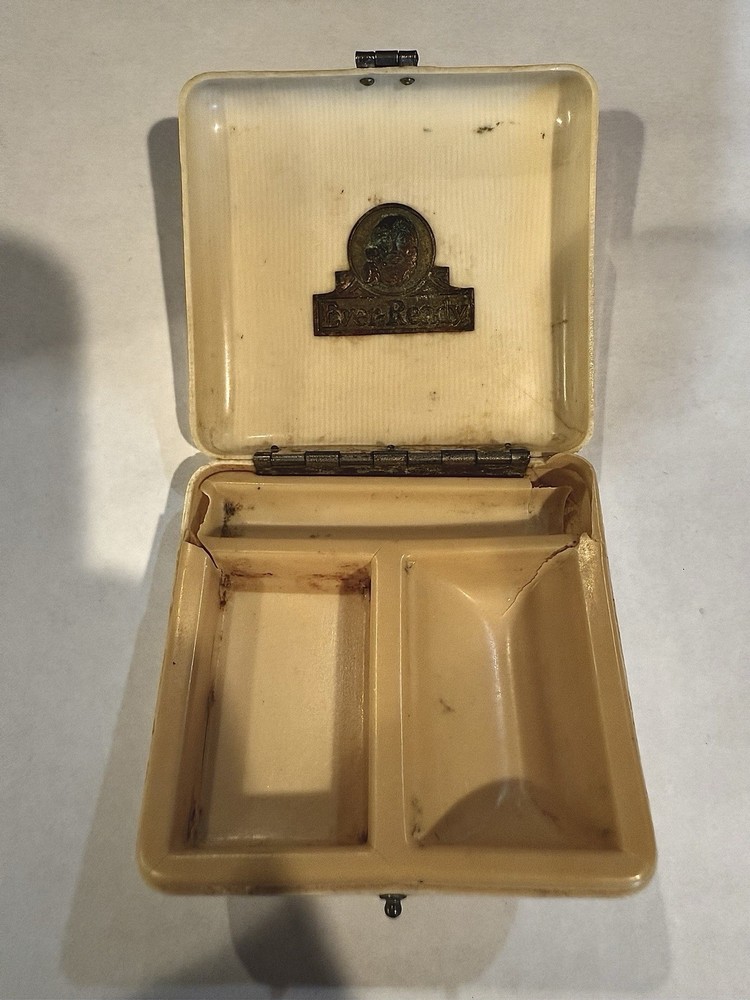 Vintage Ever-Ready Metal Safety Razor Kit