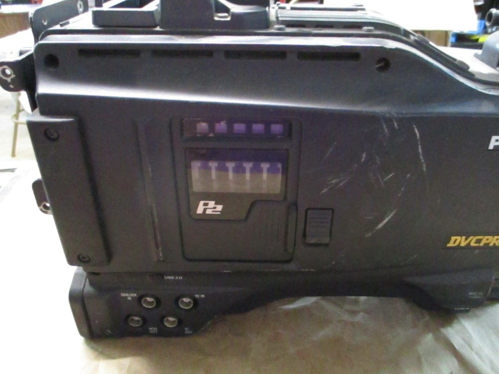 Panasonic AJ-D700P DVCPRO Digital Video Cassette Camera- Powers On " NOT TESTED"