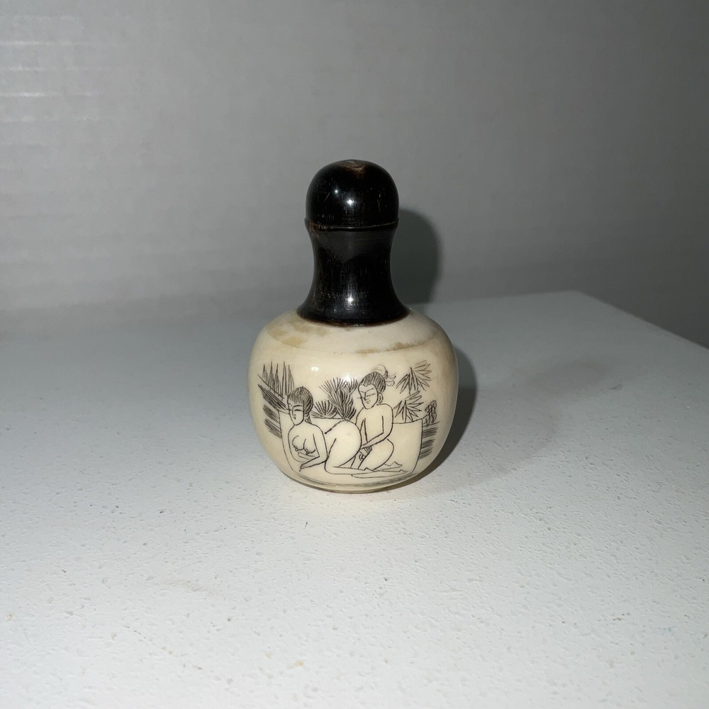 Vintage Mini  Perfume Bottle EMPTY 2” X-RATED BONE/HORN SNUFF BOTTLE