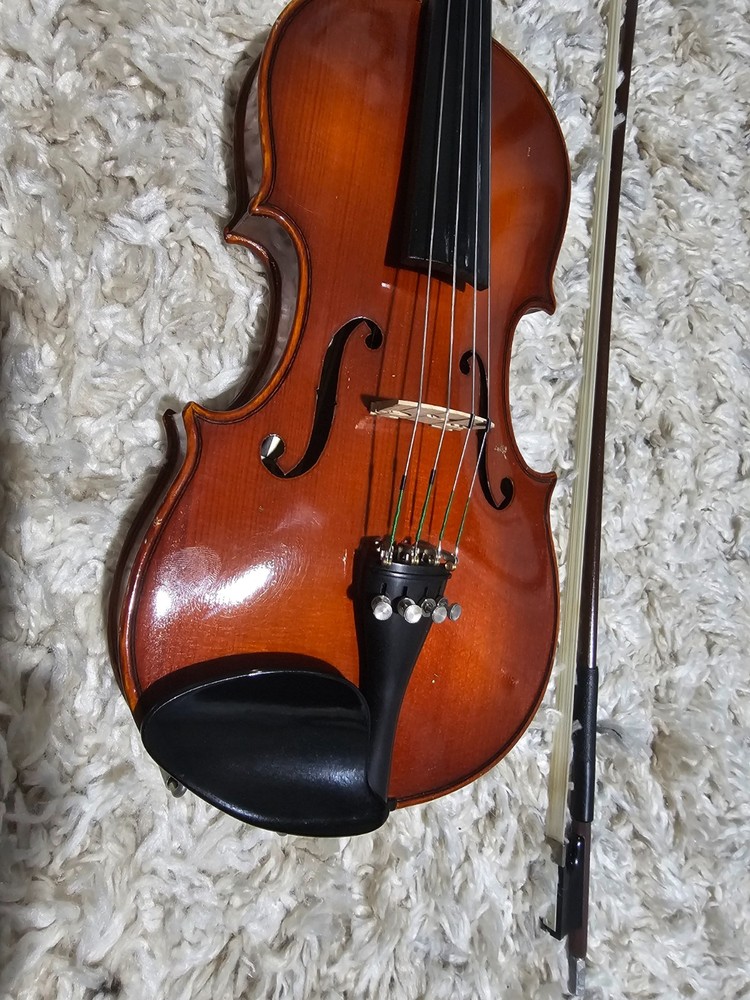 Lewis Violin Model 100 and 1/2.