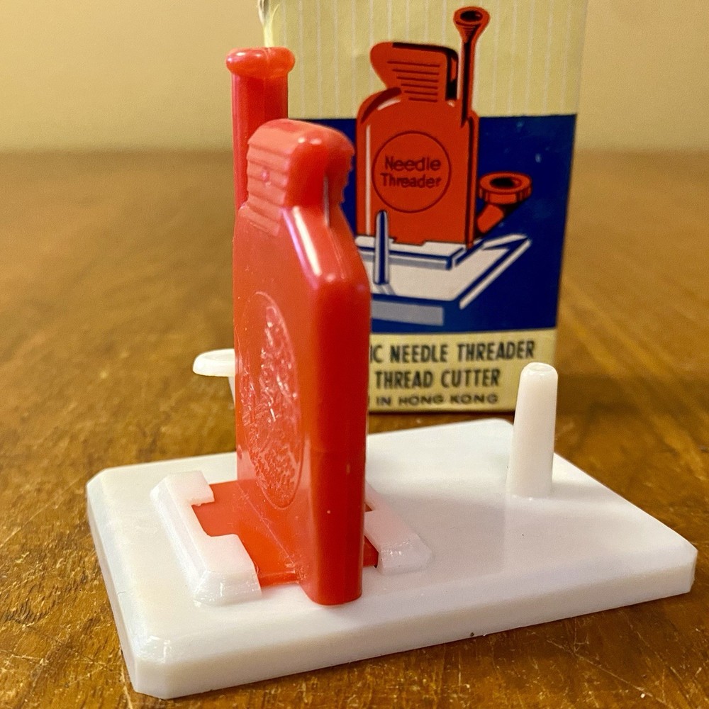 Vintage Automatic Needle Threader With Thread Cutter In Original Box