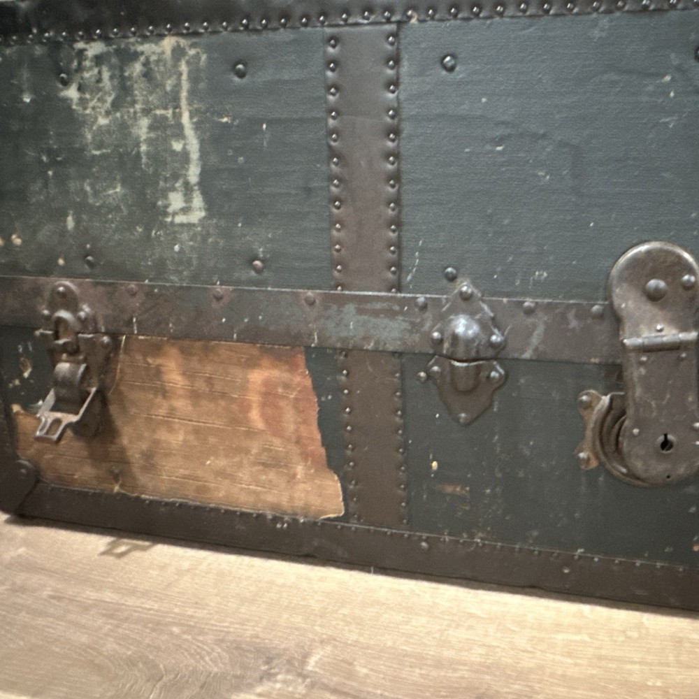Antique Wood Metal Trunk Black Brown Lockable Rectangular Solid Hinged Chest