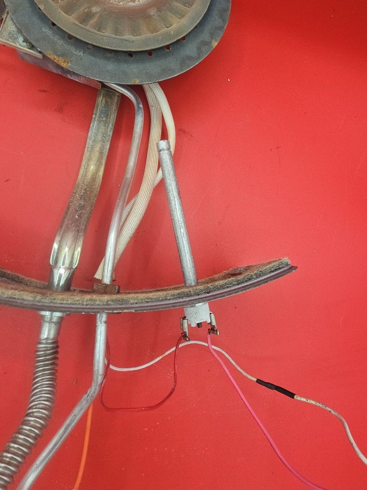 AO Smith 16 Inch Burner Assembly 321165-000 CS8840B1109 100078037