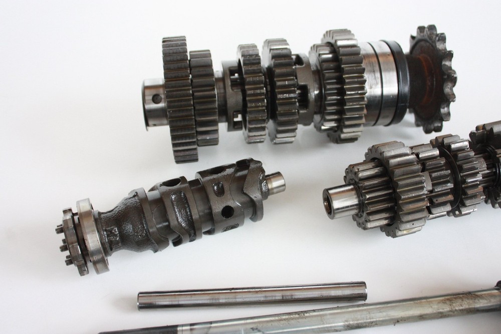 2004 HONDA CBF 600 GEARBOX