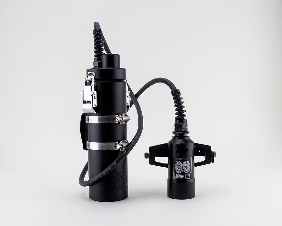 LIGHT MONKEY 20 Watt Variable LED Primary with 10 Amp Battery - 10.110.920