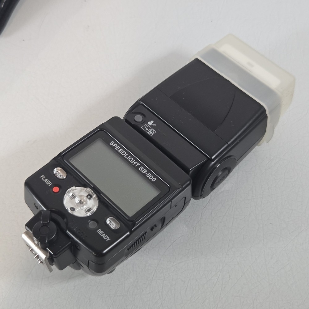 Nikon SB-800 Speedlight Flash – Tested, Clean, Works Great