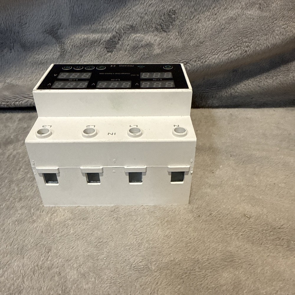 3 Phase Automatic Transfer Switch 63A Changeover Switch Voltage Protector AC110V