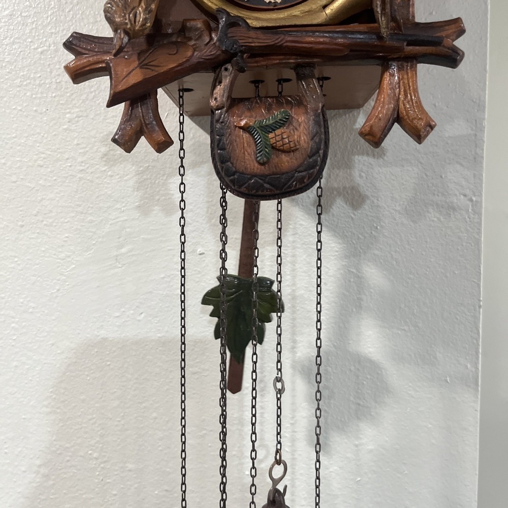 Black Forest Cuckoo Clock Deer-head in working order.