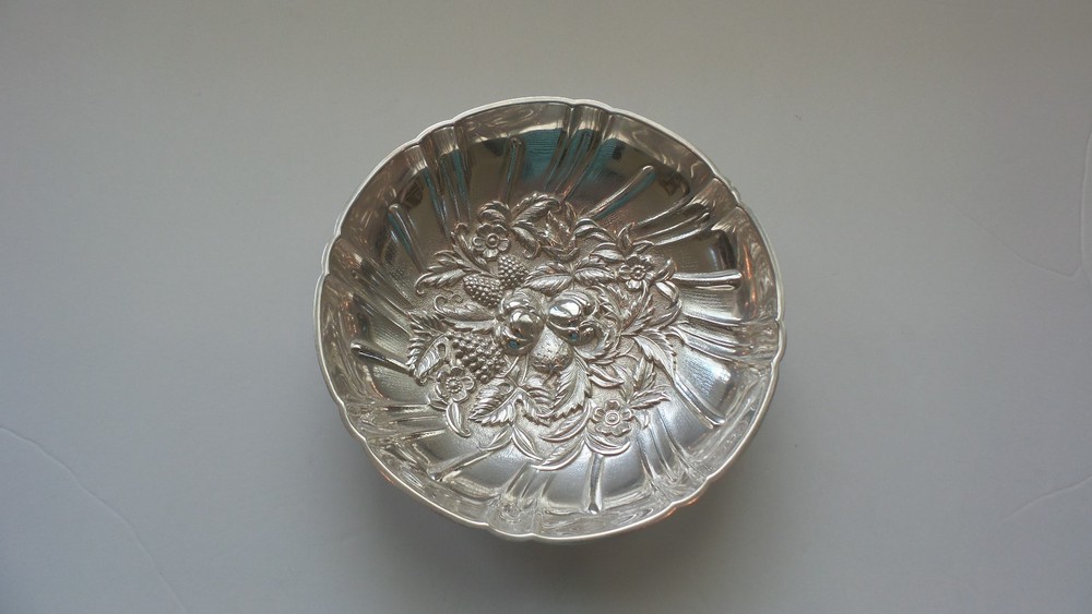 Kirk REPOUSSE Sterling Silver 5.75" Footed Candy Bowl #431
