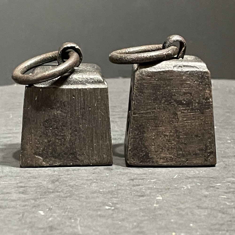 Vintage GPO Weights Two 1/2 Pound
