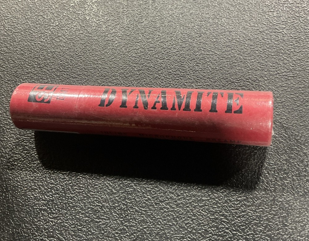 SE Electronics DM1 Dynamite Active Inline Microphone Preamplifier