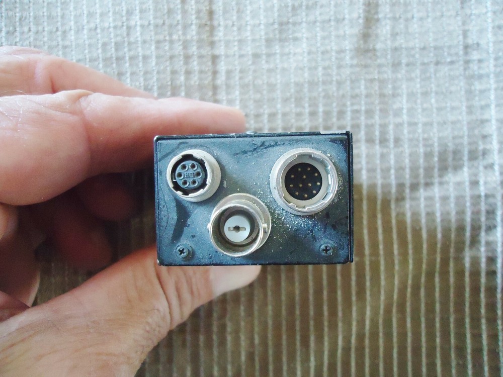 SONY DC-37 NO. 74302 POWER UNIT FOR CAMERA.