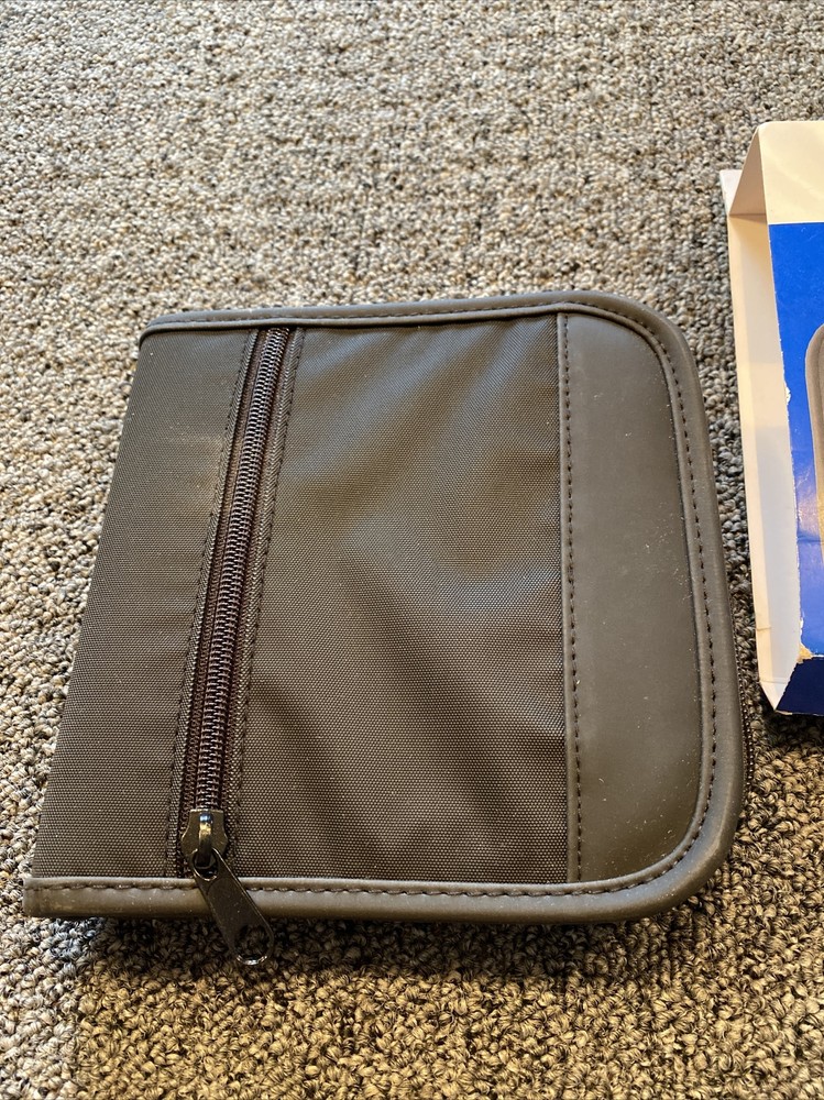 Tech Gear Multi Media 24 CD DVD Wallet NEW UNUSED