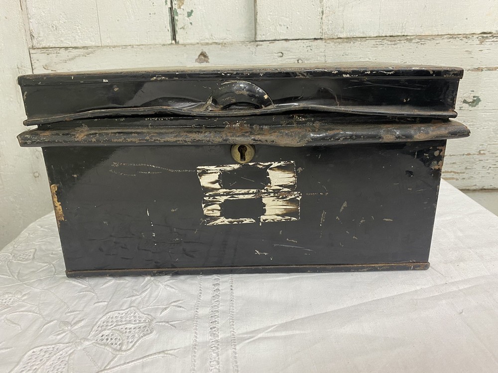 Vintage Metal Strong Box. #7339