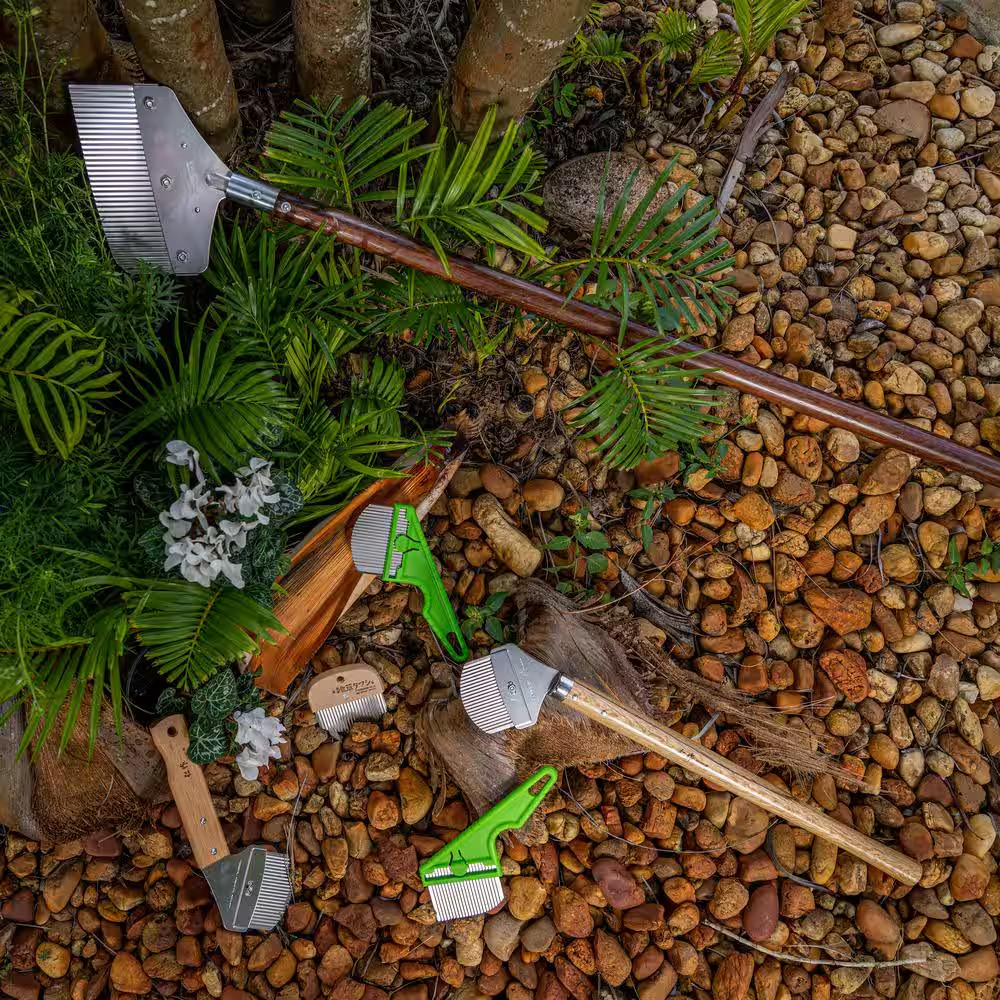 3 In. Blade Stainless Steel Angled Weeder
