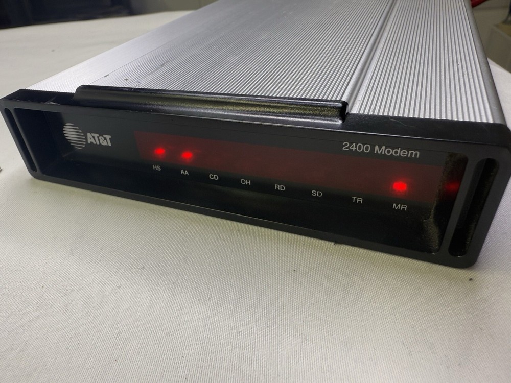 AT&T 40AAUS 2400 EXTERNAL MODEM CAMCODE 406793471 WITH AC ADAPTER *UNTESTED*