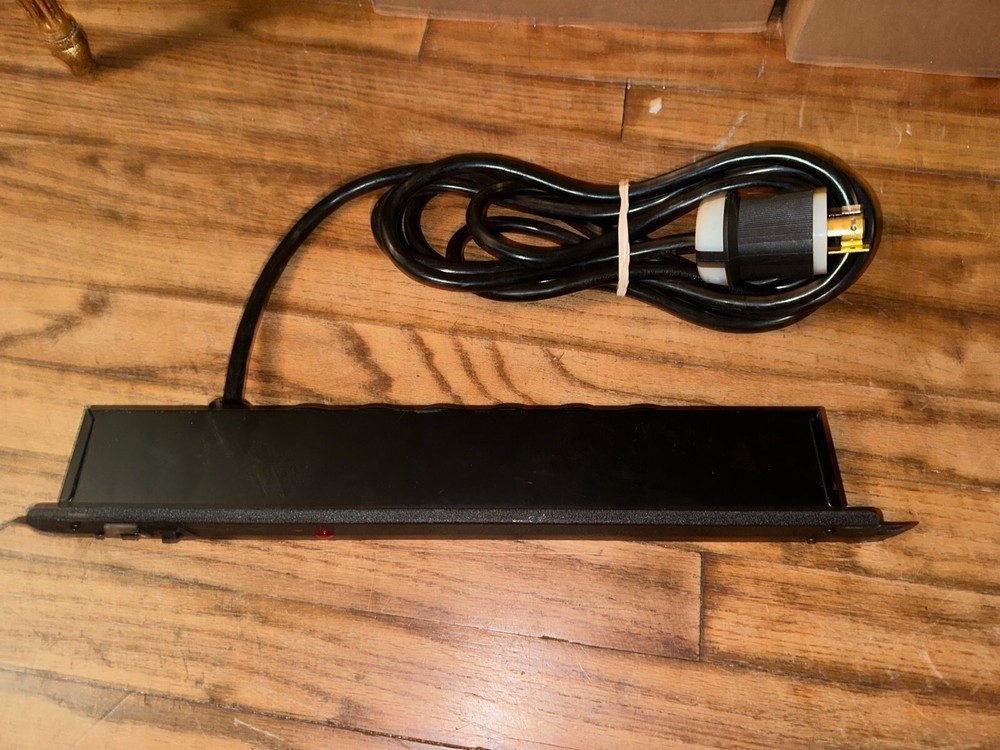 Perma Power JT06B2B20 Transient Voltage Power Surge Suppressor Switch PDU