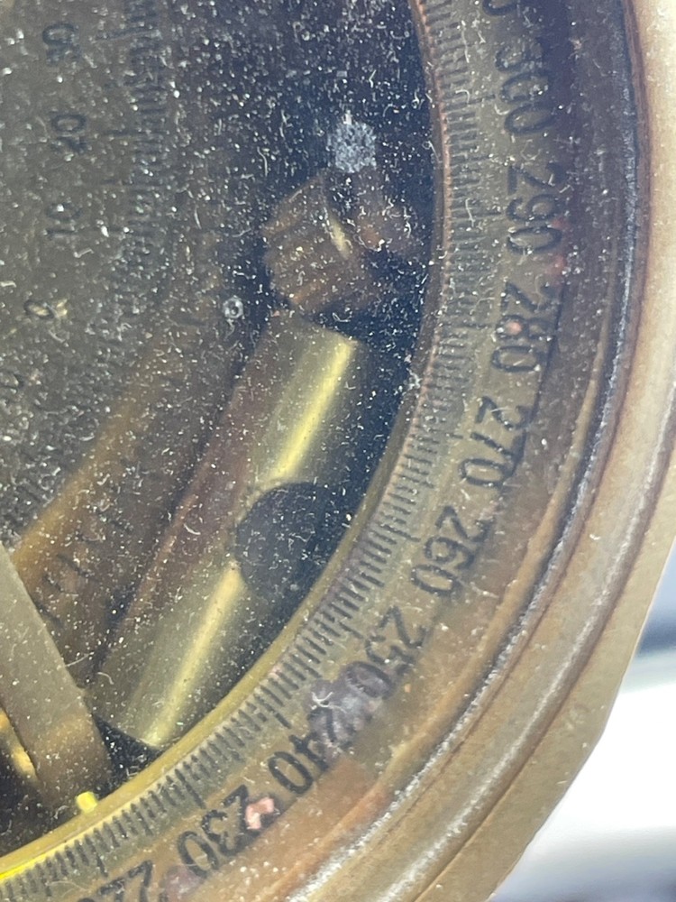 Solid brass nautical calculator (BROKEN). Wooden case