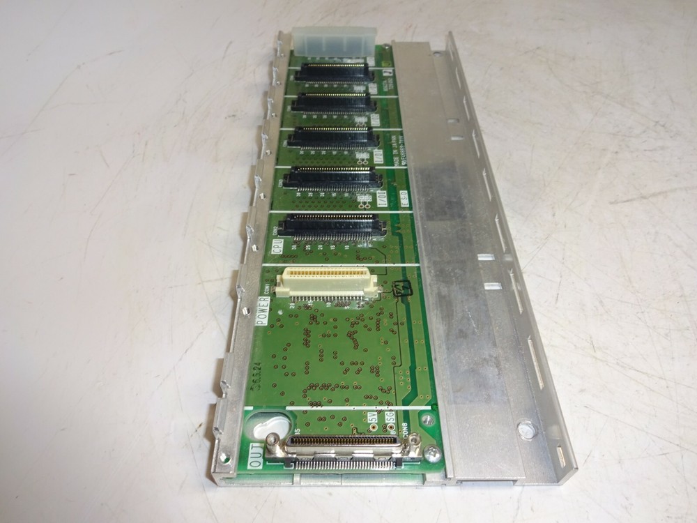Mitsubishi F46669-711v Plc Input/Output Rack