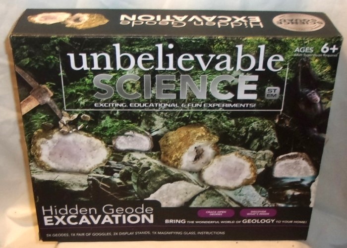 UNBELIEVABLE SCIENCE HIDDEN GEODE EXCAVATION KIT SET - 5 ROCK & INSTRUCTIONS