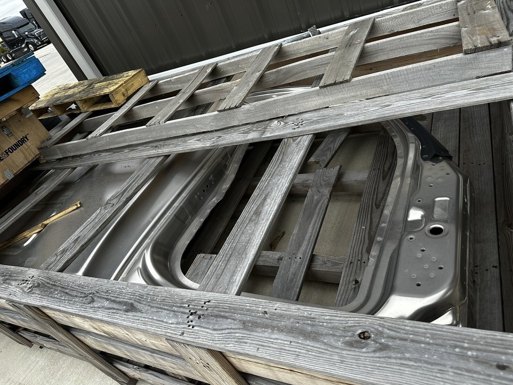 Western Star- Side Body Panel