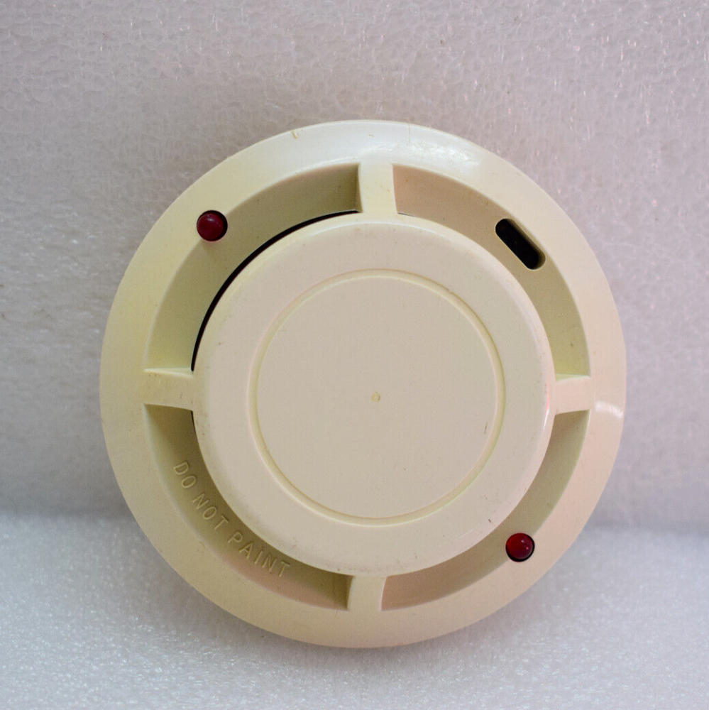 1x SYSTEM SENSOR 1151 SMOKE-AUTOMATIC FIRE DETECTOR HEAD US STOCK