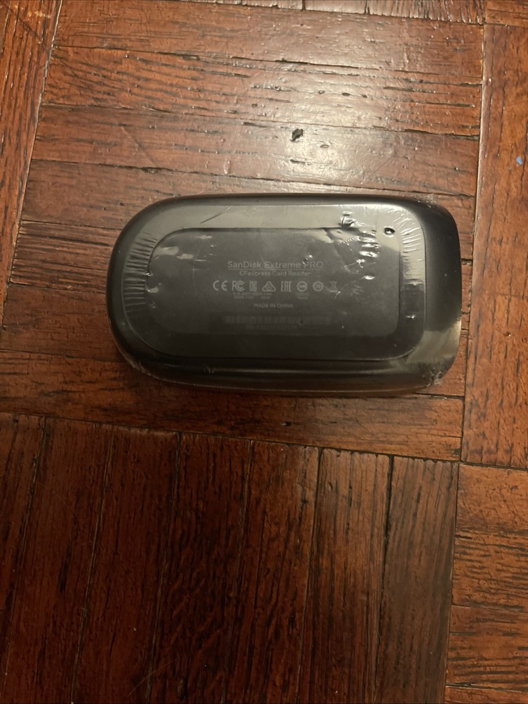 Sandisk Extreme Pro CFexpress Card Reader SDDR-F451