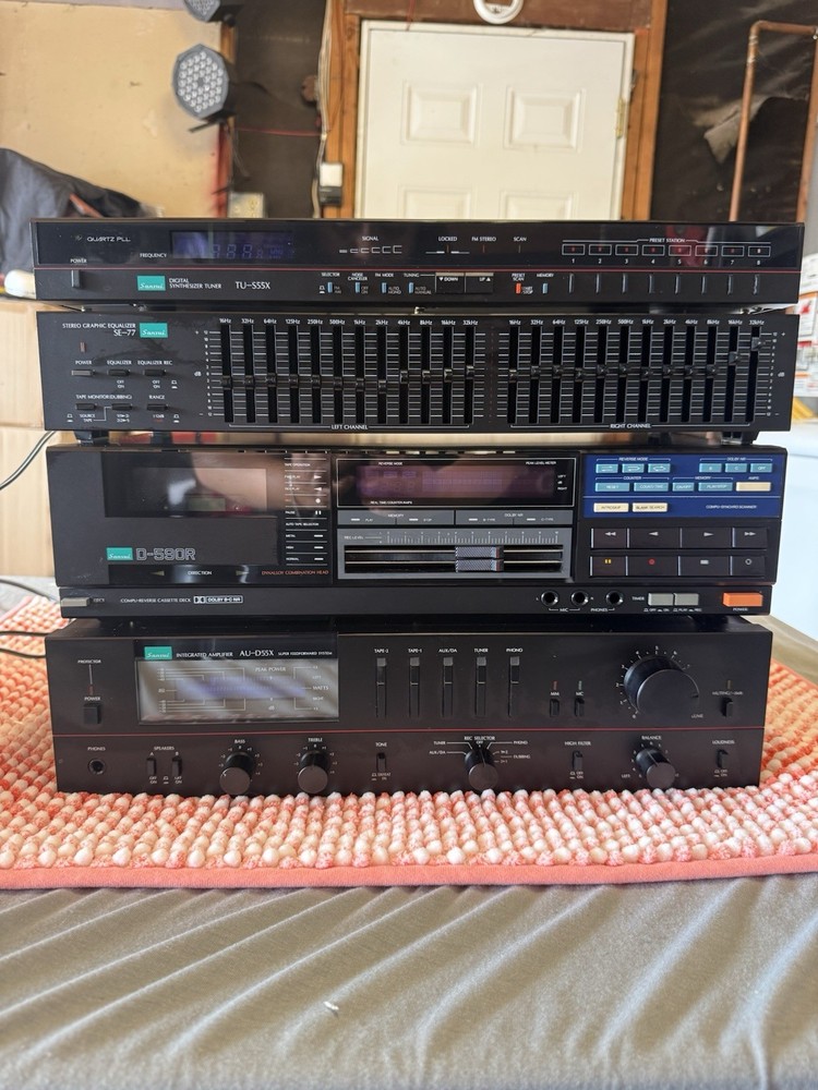 SANSUI OLD SCHOOL STEREO SET